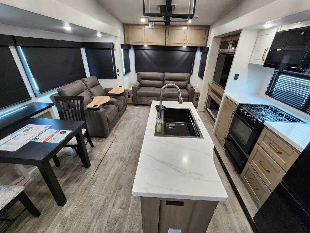2026 Jayco Eagle 321RSTS, Photos photo 3