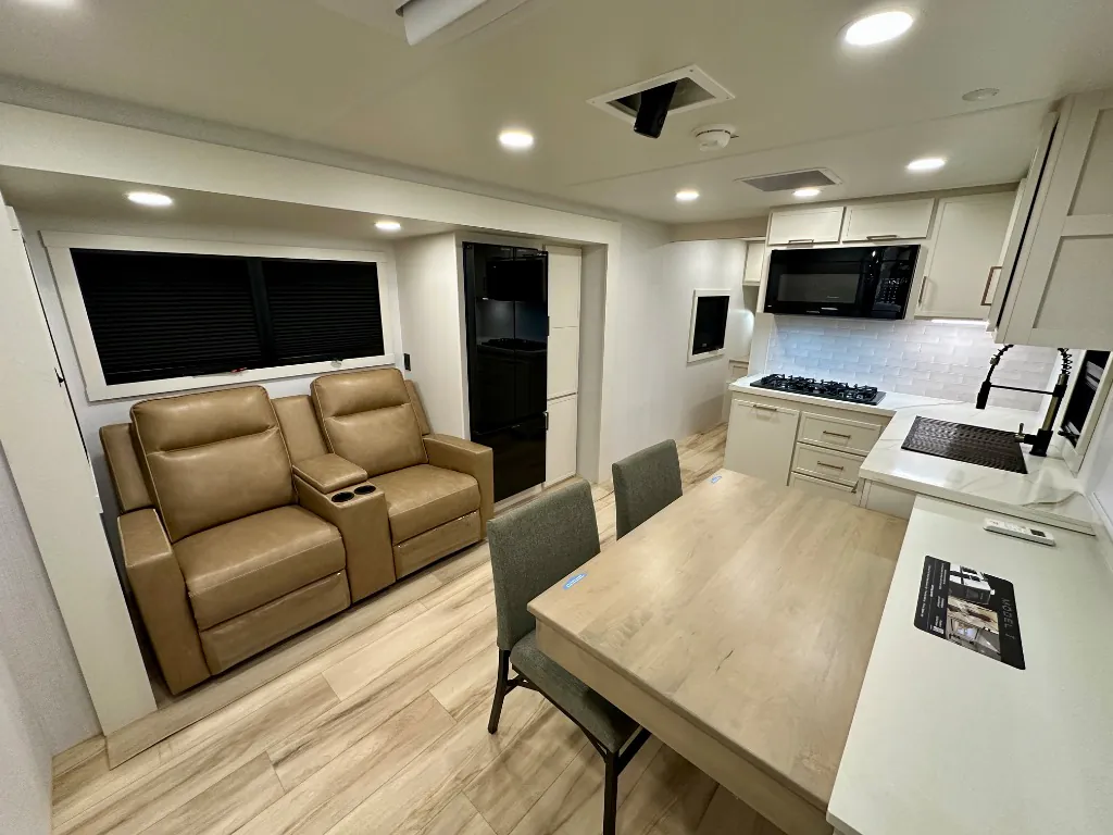 2025 Brinkley Model I 265 - Photo 3