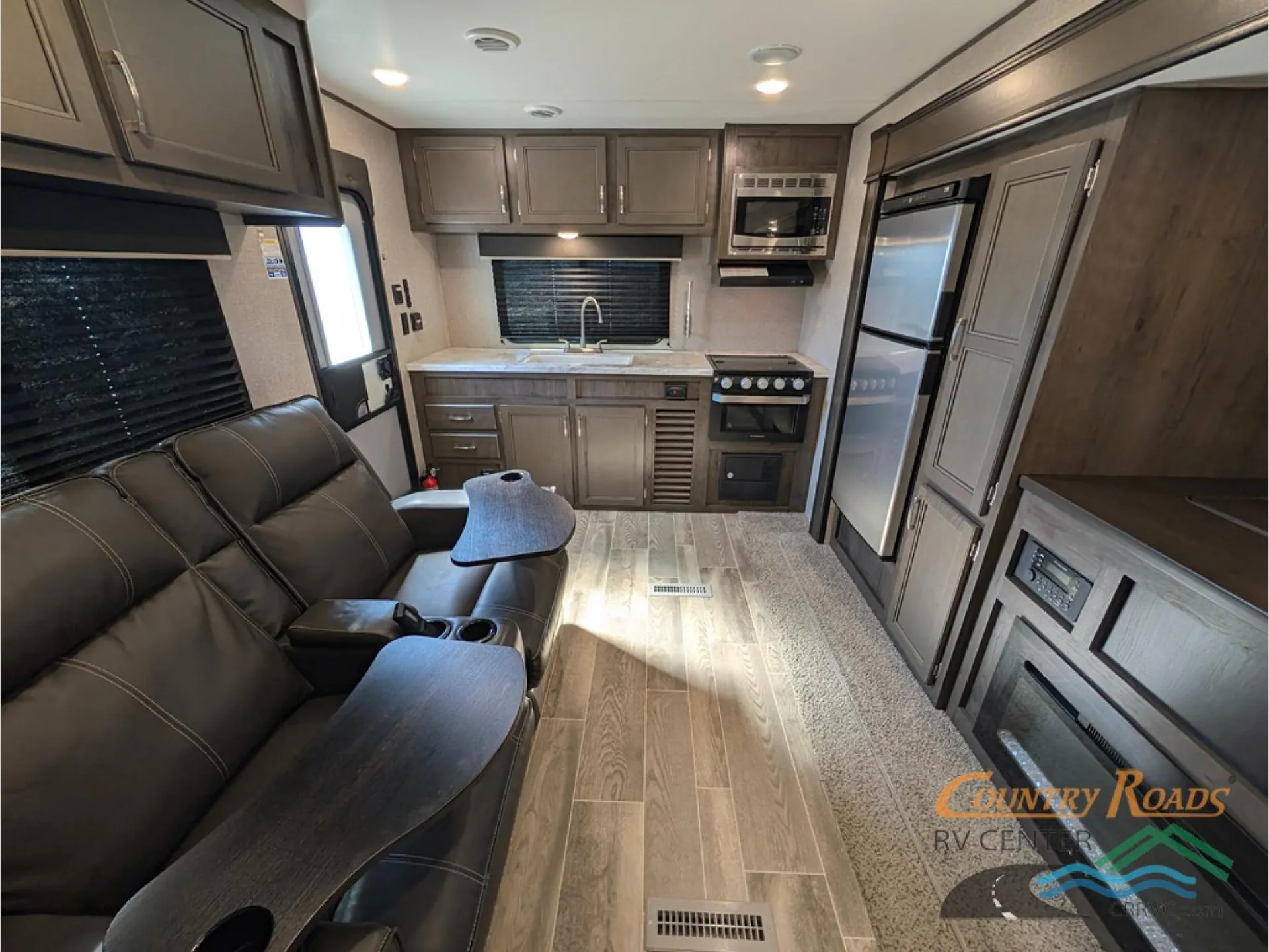 2021 Jayco Jay Flight SLX 8 235RKS - Photo 3