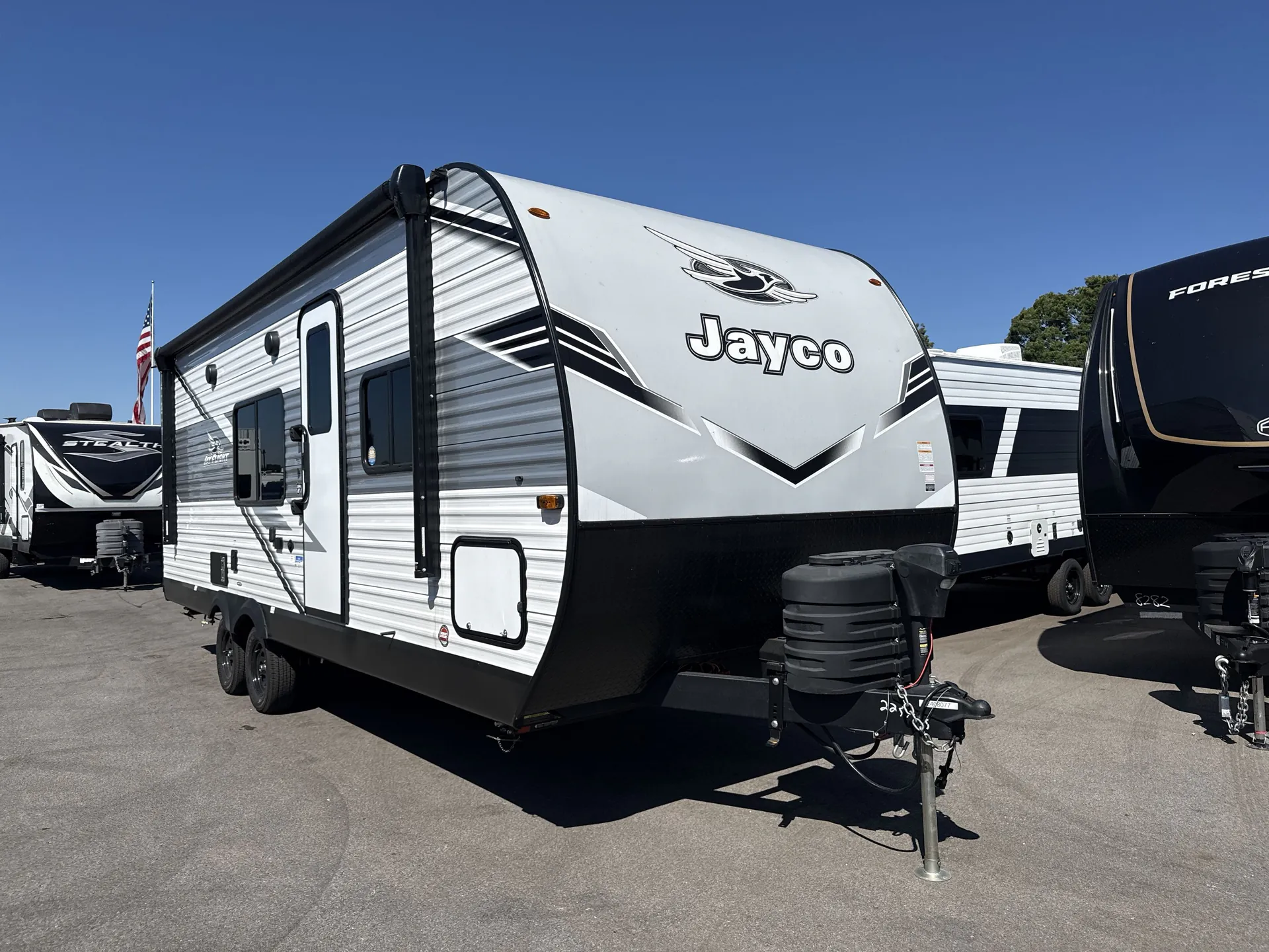 2025 Jayco Jay Flight 225MLS dealer photo 1 from Camping World