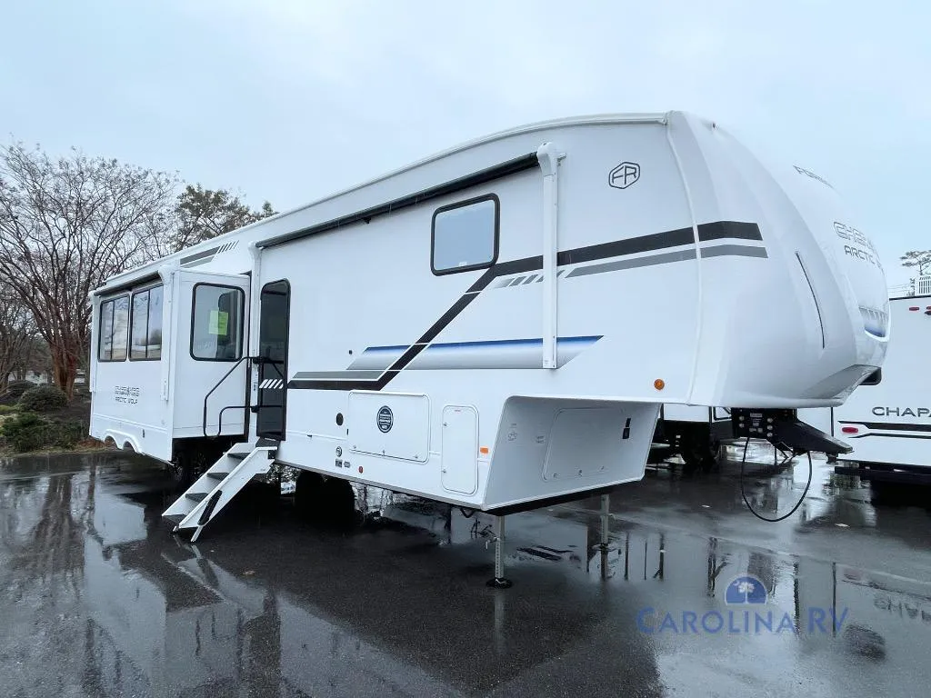2026 Forest River Cherokee Arctic Wolf 38DST - Photo 2