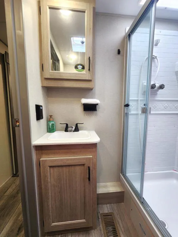 2026 Coachmen Catalina Legacy Edition 323MAZE, Photos photo 47