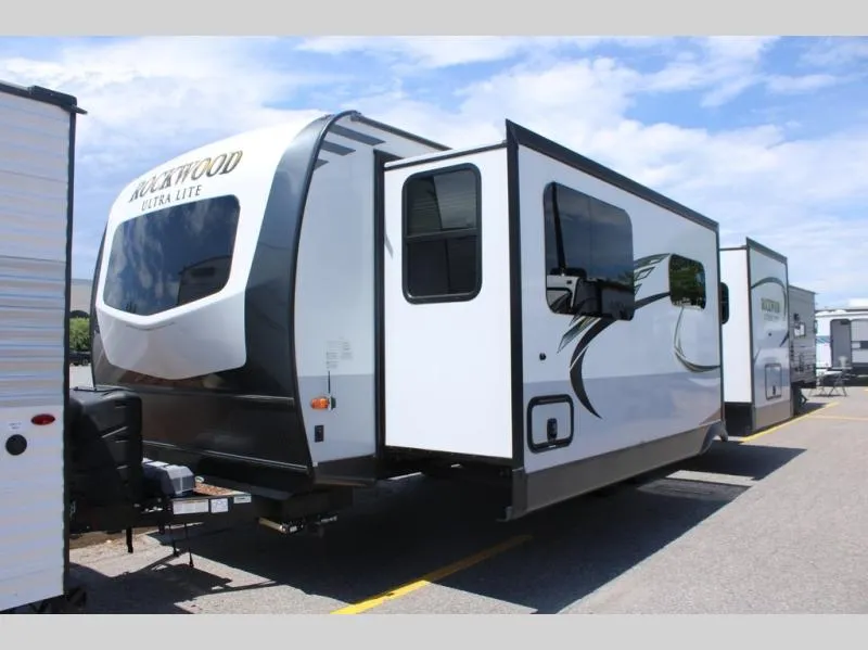 2021 Forest River Rockwood Ultra Lite 2608BS - Photo 3