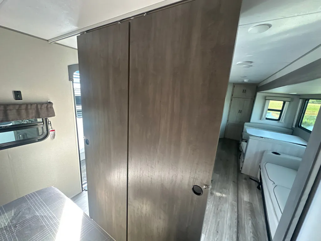 2026 Coachmen Catalina Legacy Edition 243RBS, Photos photo 42