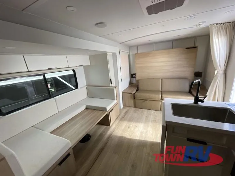 2026 Winnebago Thrive 22MBH - Photo 3