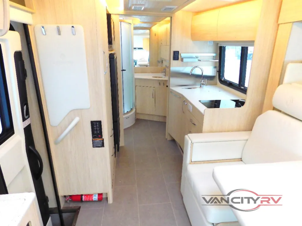 2025 Leisure Travel Wonder W24MBL, Photos photo 17