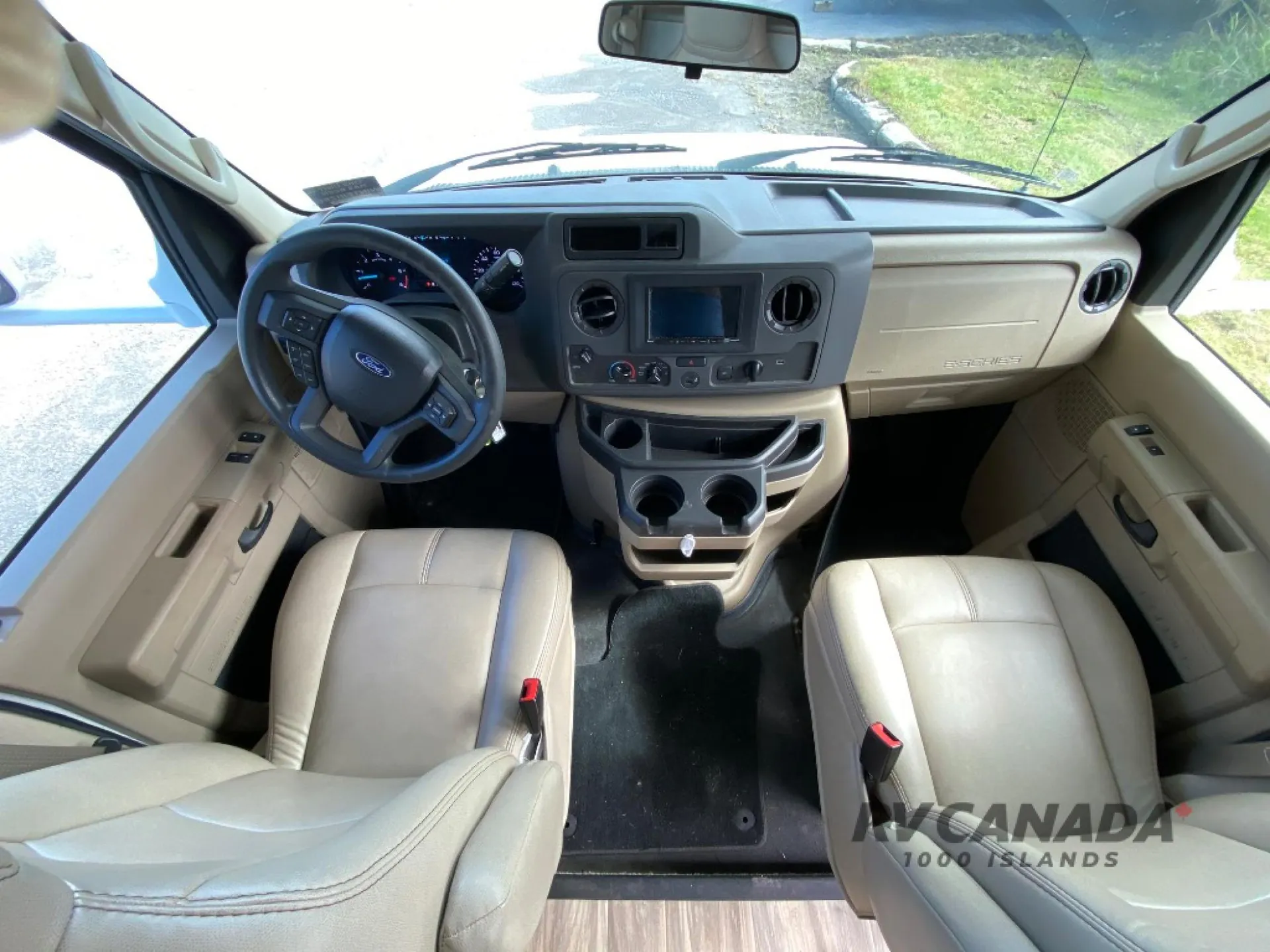 2023 Thor Motor Coach Four Winds 22B - Photo 3