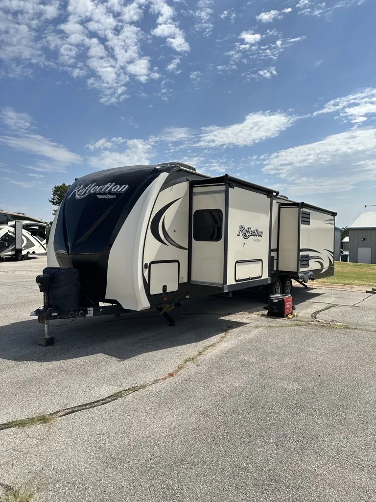 2019 Grand Design Reflection 315RLTS - Photo 2
