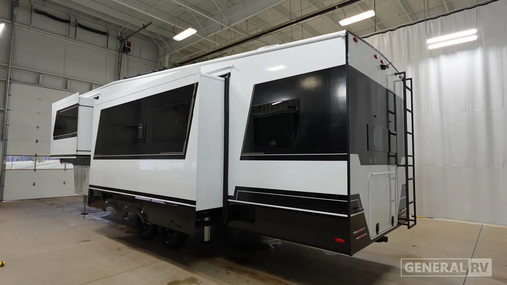 2026 Brinkley Model Z 3110 - Photo 4