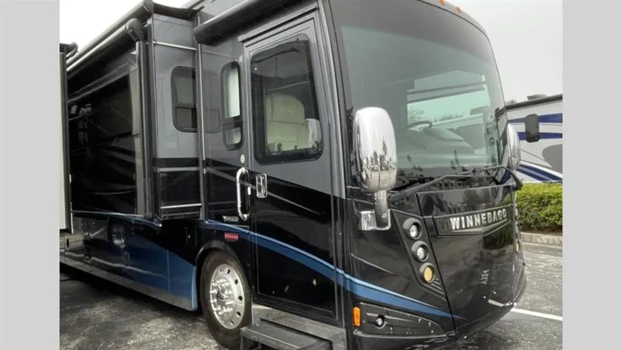 2016 Itasca Ellipse 42QD - Main photo