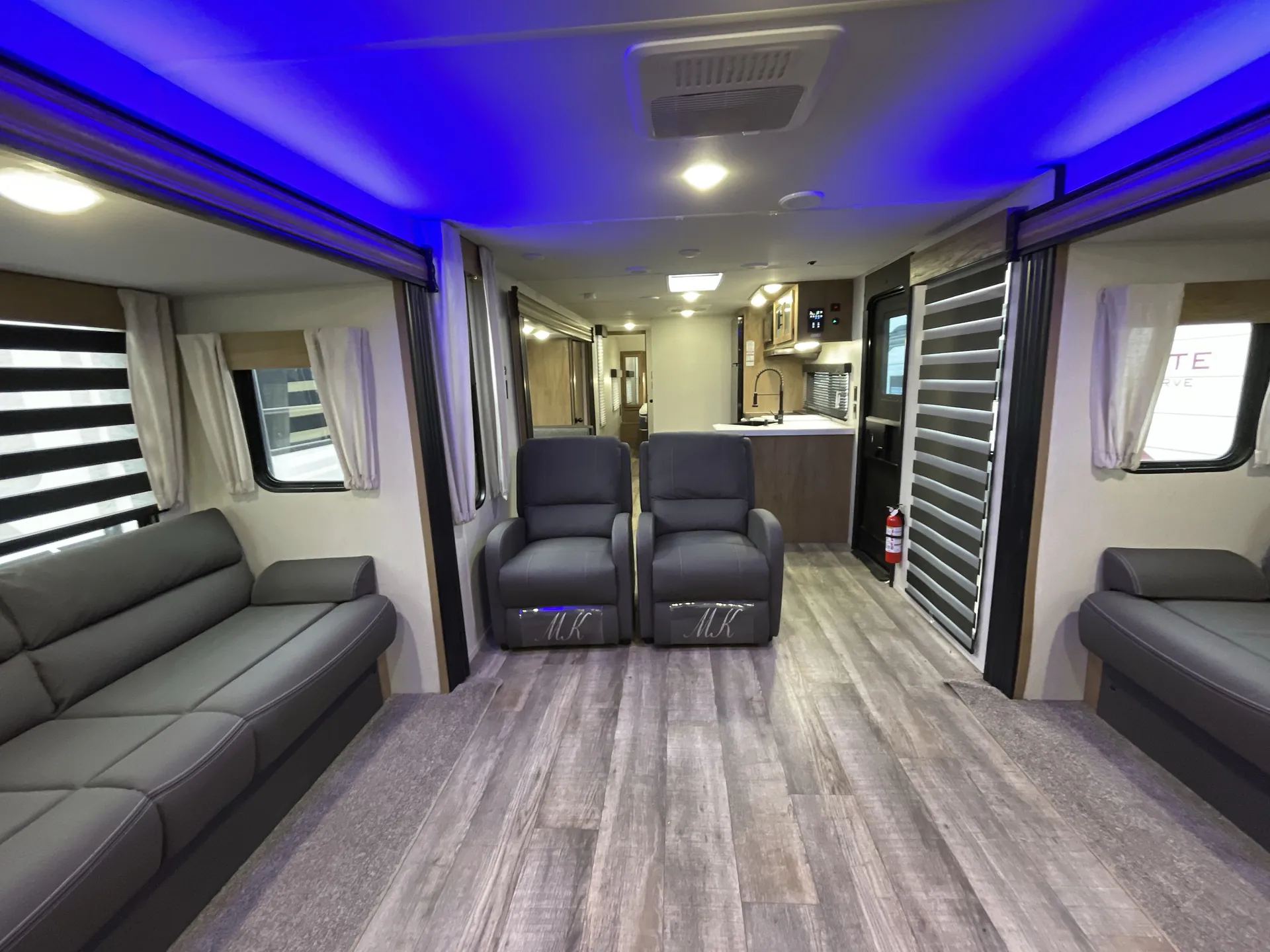 2023 Forest River Cherokee 306MM — living area main