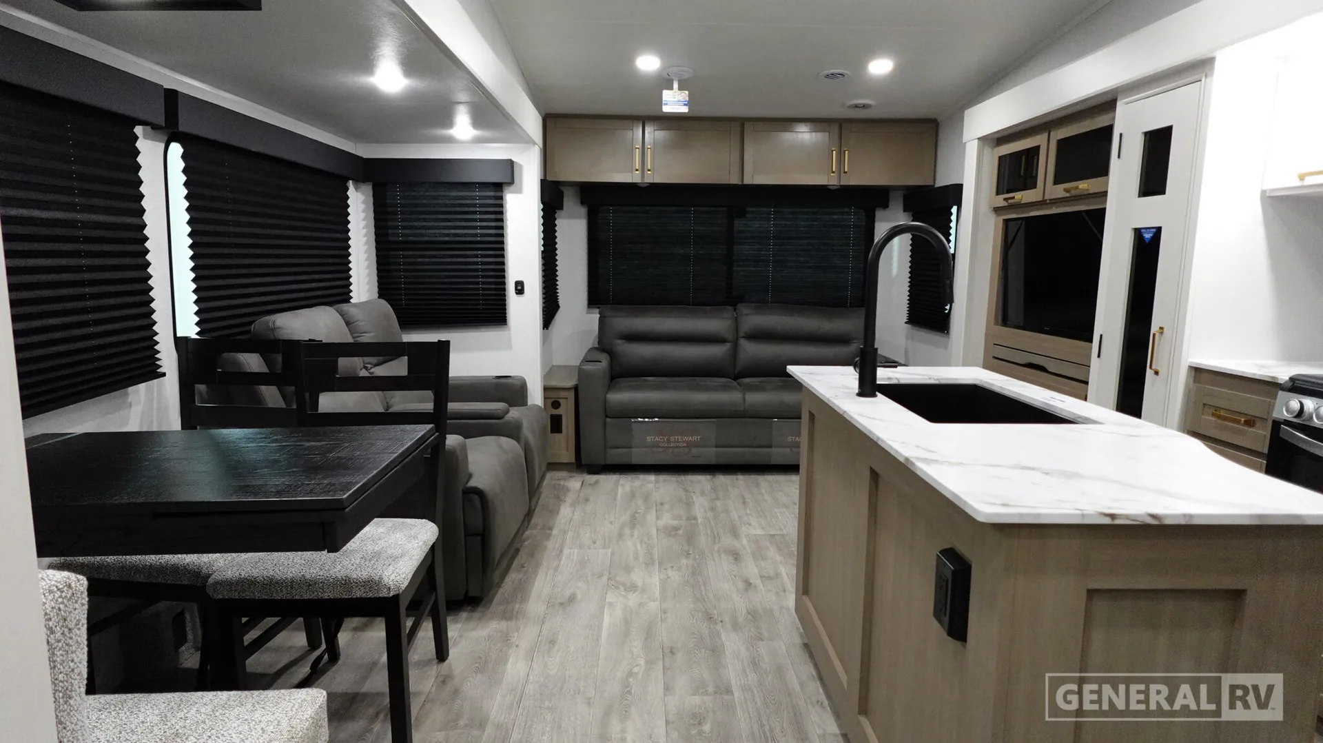 2027 Jayco Eagle SLE 30RLT - Photo 3