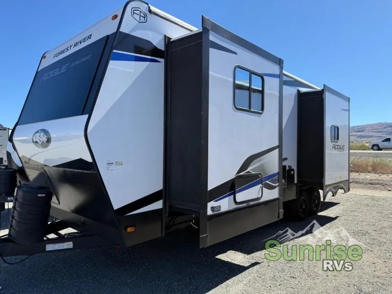 2026 Forest River Vengeance Rogue Armored 26L140 - Photo 4