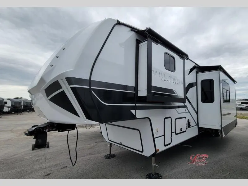 2026 Dutchmen RV Voltage 3800 - Photo 3