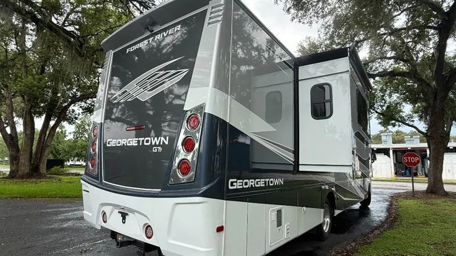 2027 Forest River Georgetown 7 Series GT7 36D7 — Photo 7