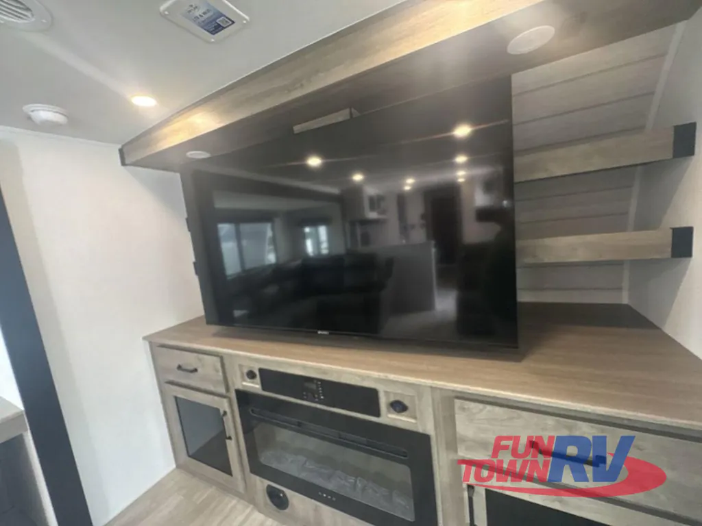 2027 Forest River Solaire 3300FLBS, Photos photo 14