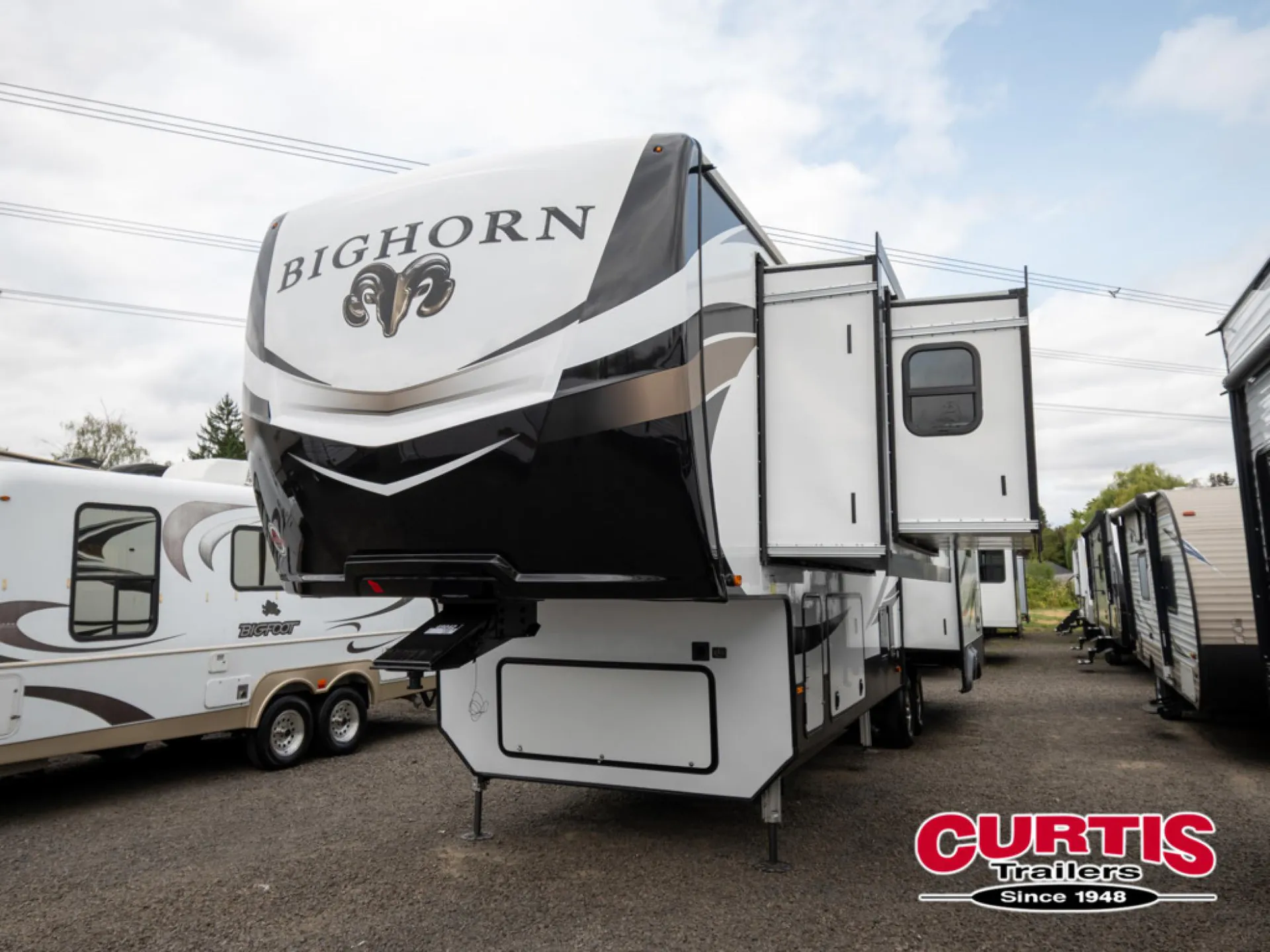 2021 Heartland Bighorn 3375SS - Photo 3