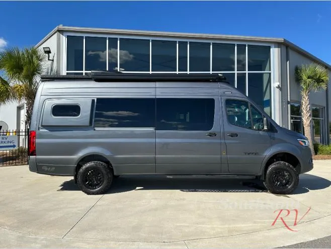 2026 Tiffin GH2 22 BV - Photo 2