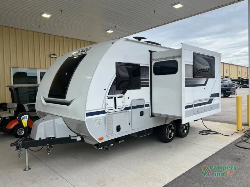 2022 Lance Lance Travel Trailers 1685 - Photo 4