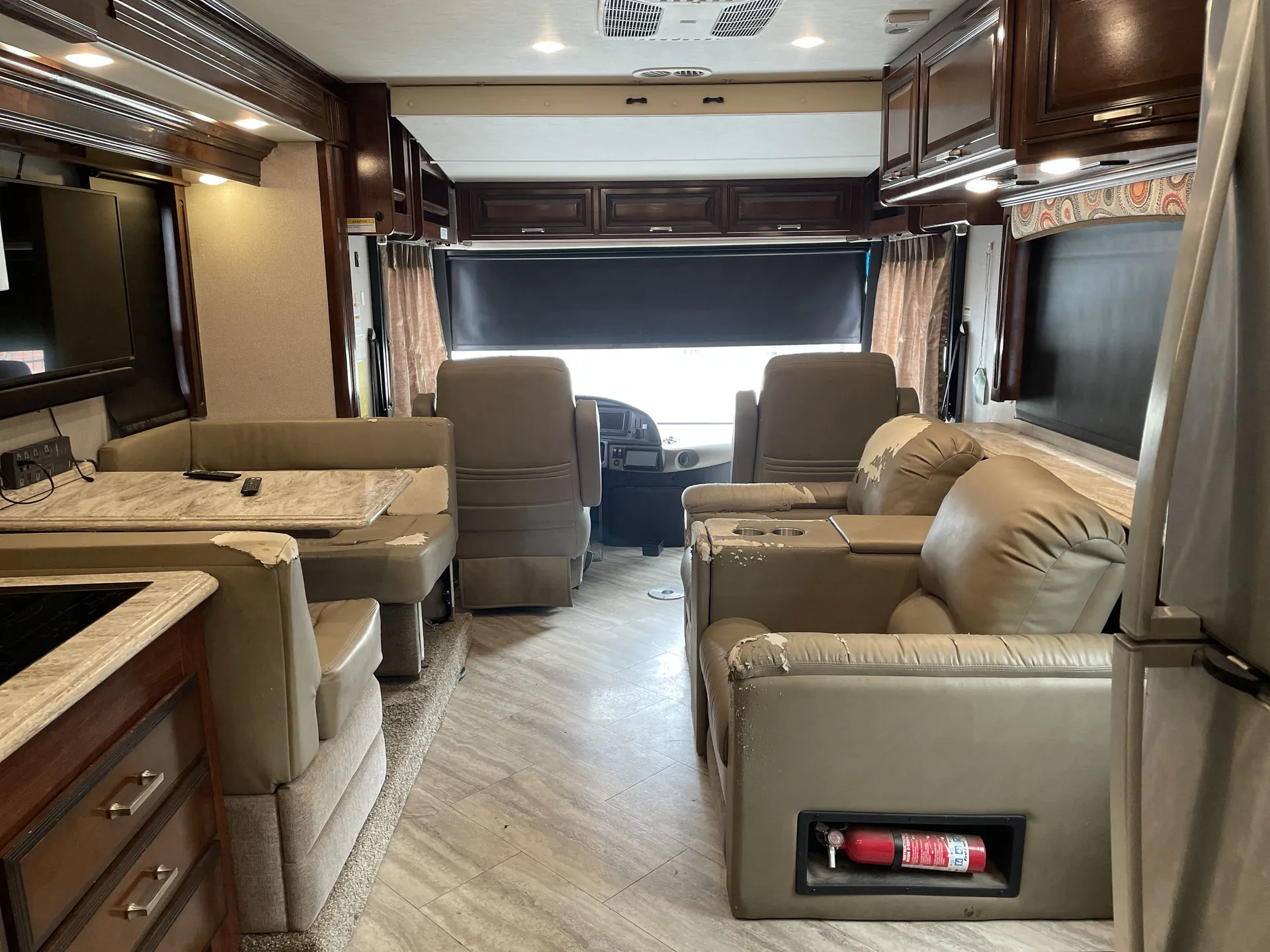 2019 fleetwood Pace Arrow 33D - Photo 4