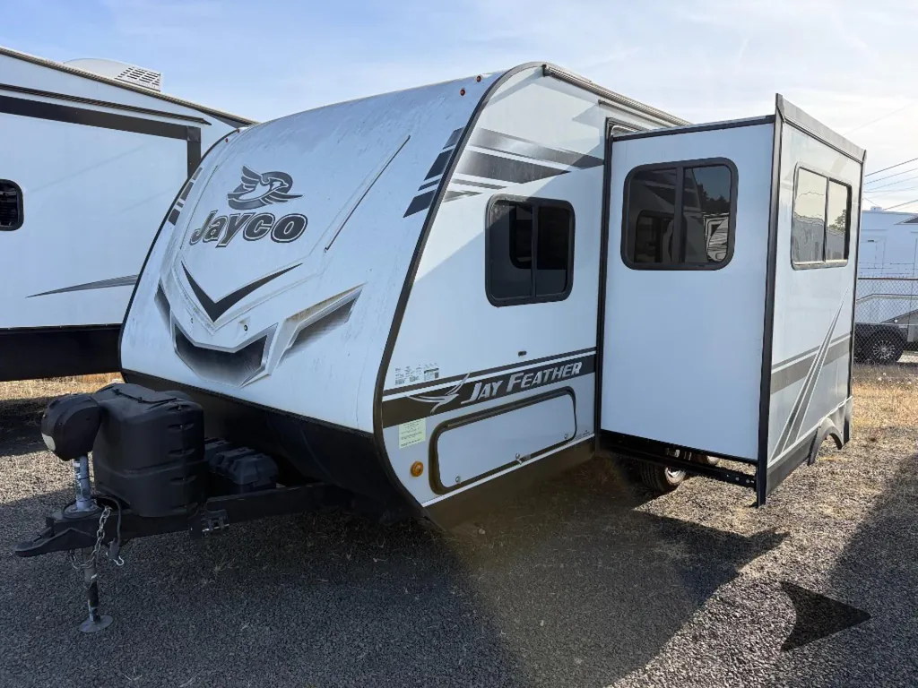 2020 Jayco Jay Feather 16RK, Photos photo 4