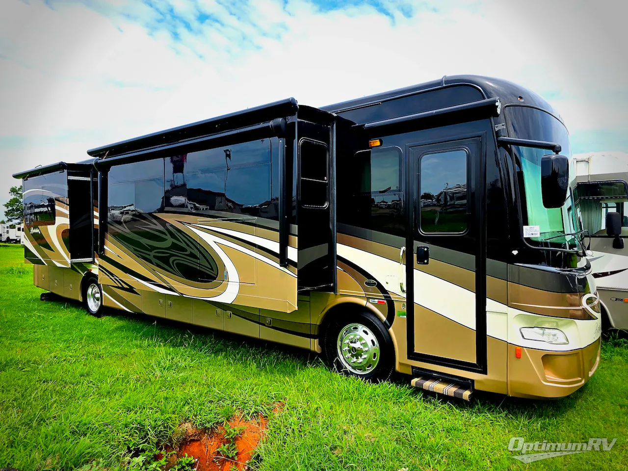 2016 Forest River Berkshire XL 40A - Photo 2