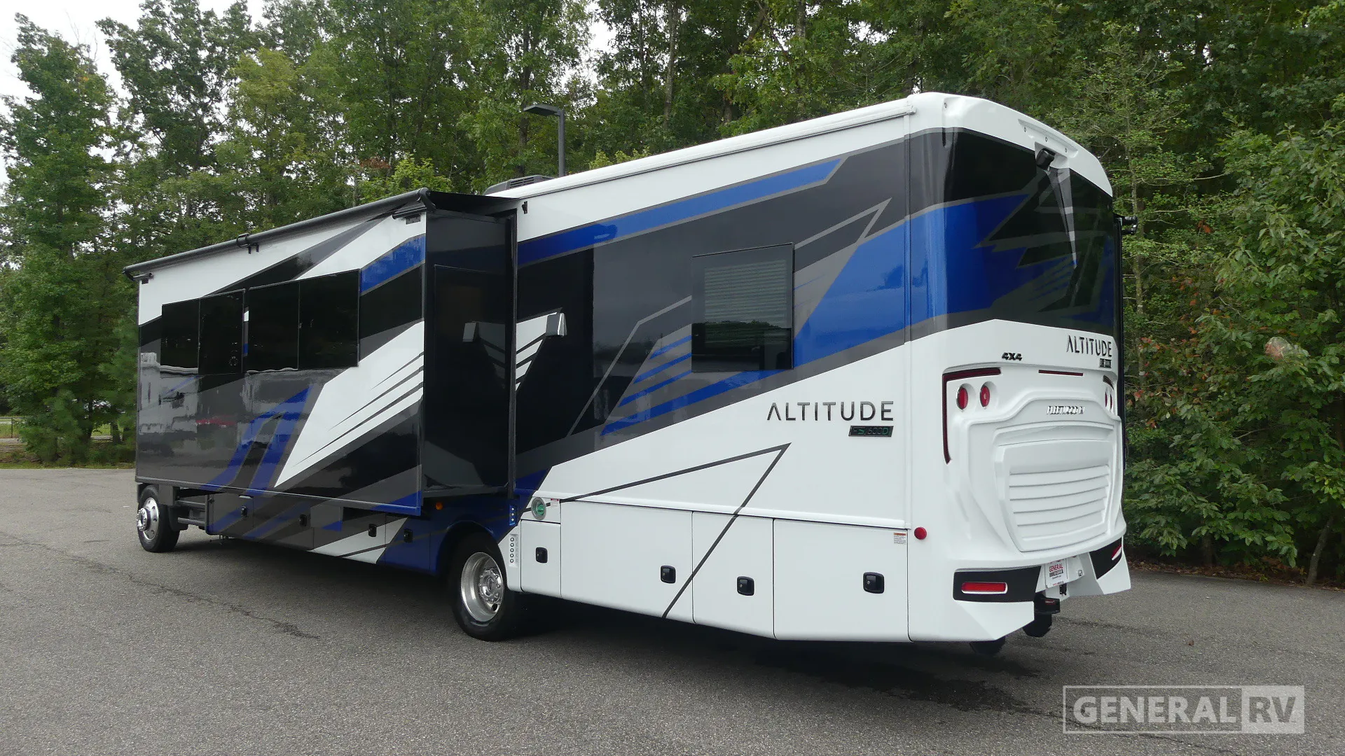 2027 Fleetwood Altitude FS600D 36CS - Photo 4