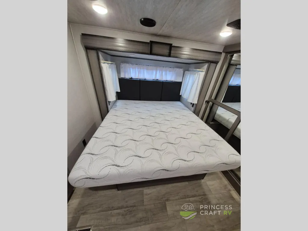 2021 Keystone Montana 3231CK, Photos photo 38