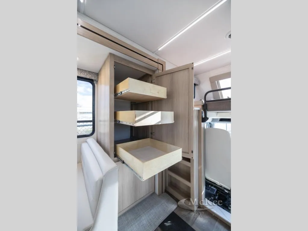 2026 Dynamax Corp Europa S 37CA - Photo 4