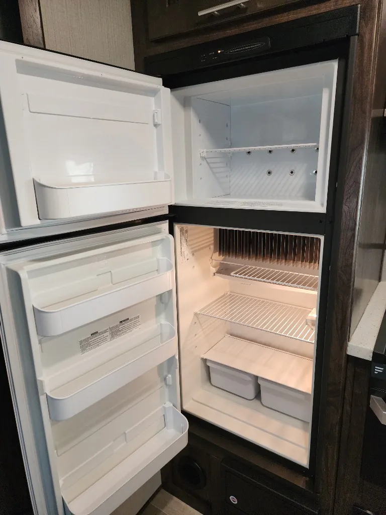 2019 Cruiser RV Radiance 25RL, Photos photo 24