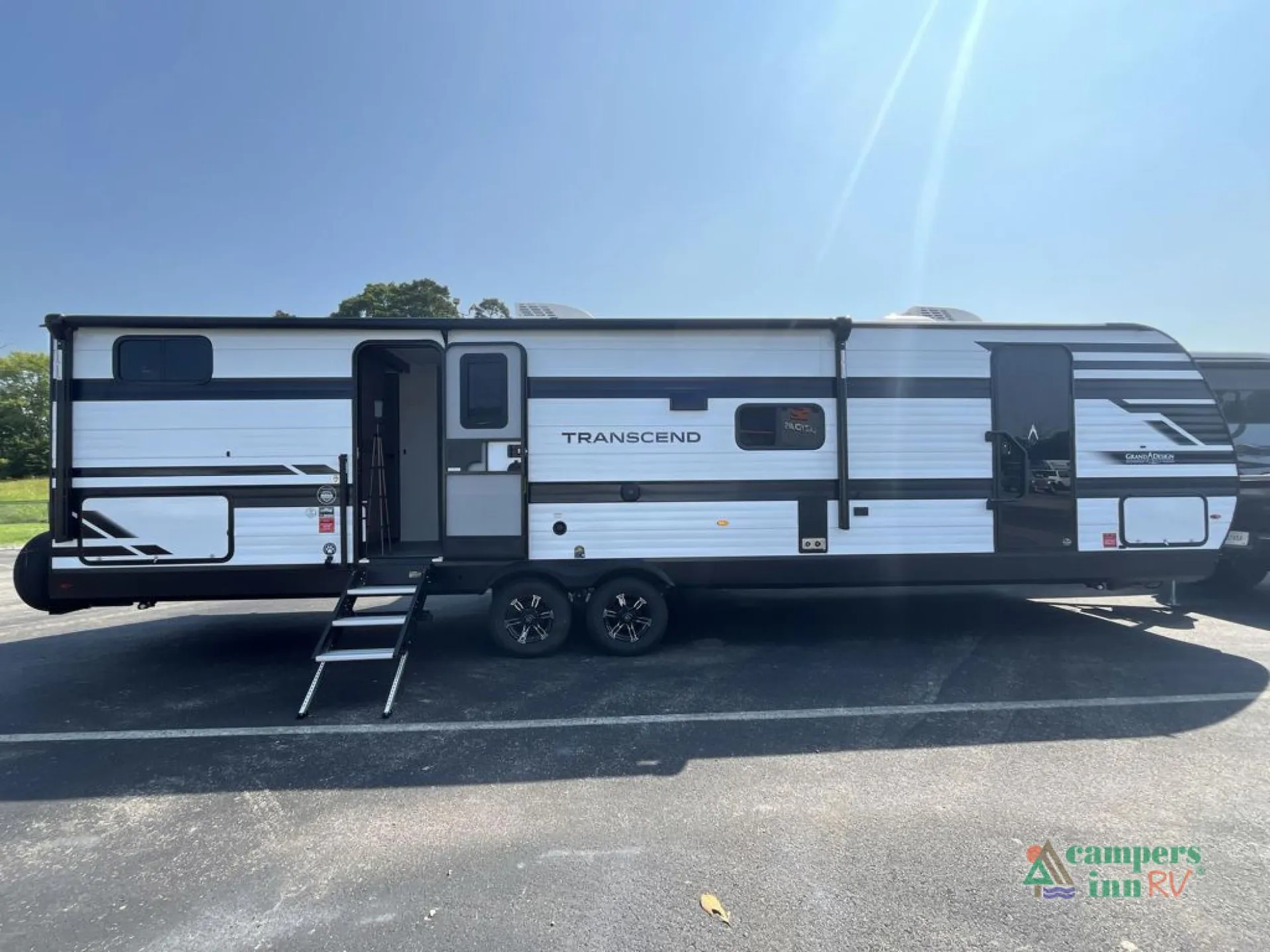 2026 Grand Design Transcend Xplor 305BHT - Photo 3