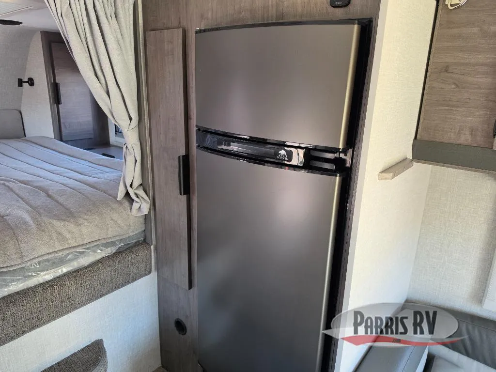 2026 Lance Lance Truck Campers New    850 - Photo 2