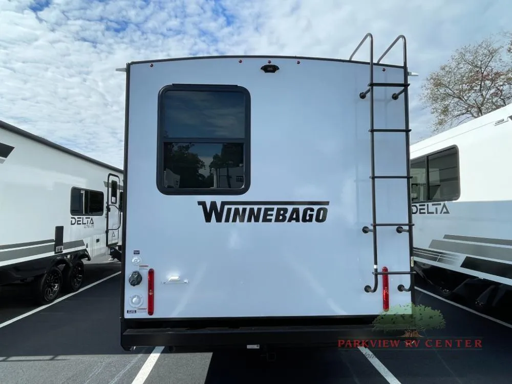 2026 Winnebago Thrive 26FKD - Photo 4