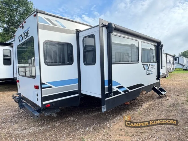 2022 Forest River Vibe 28RL - Photo 4