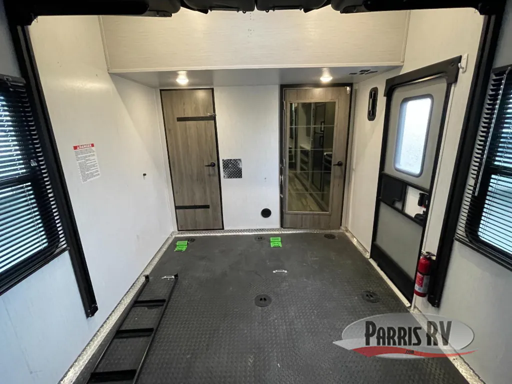 2022 Heartland Gravity 3550, Photos photo 37
