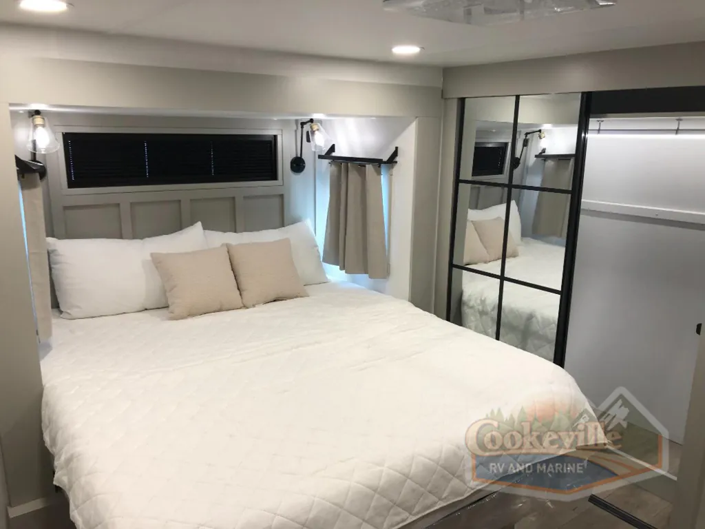2026 Brinkley Model G 3970, Photos photo 27