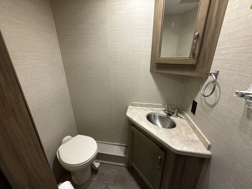 2018 Jayco Precept 33U, Photos photo 12