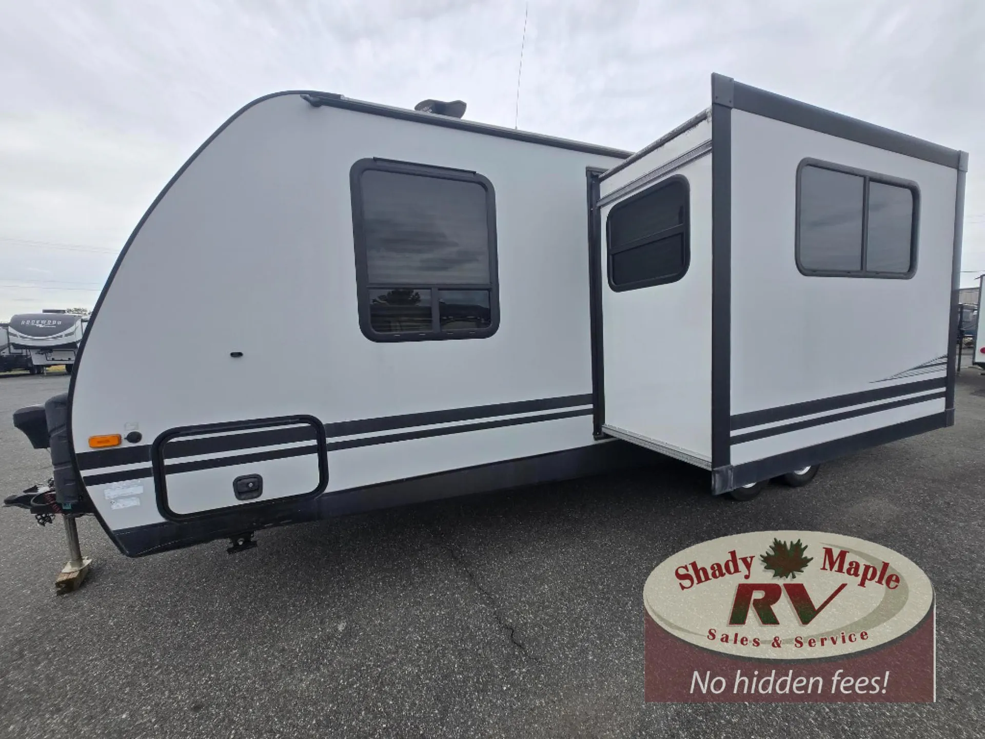2020 Winnebago Minnie 2455BHS - Photo 3