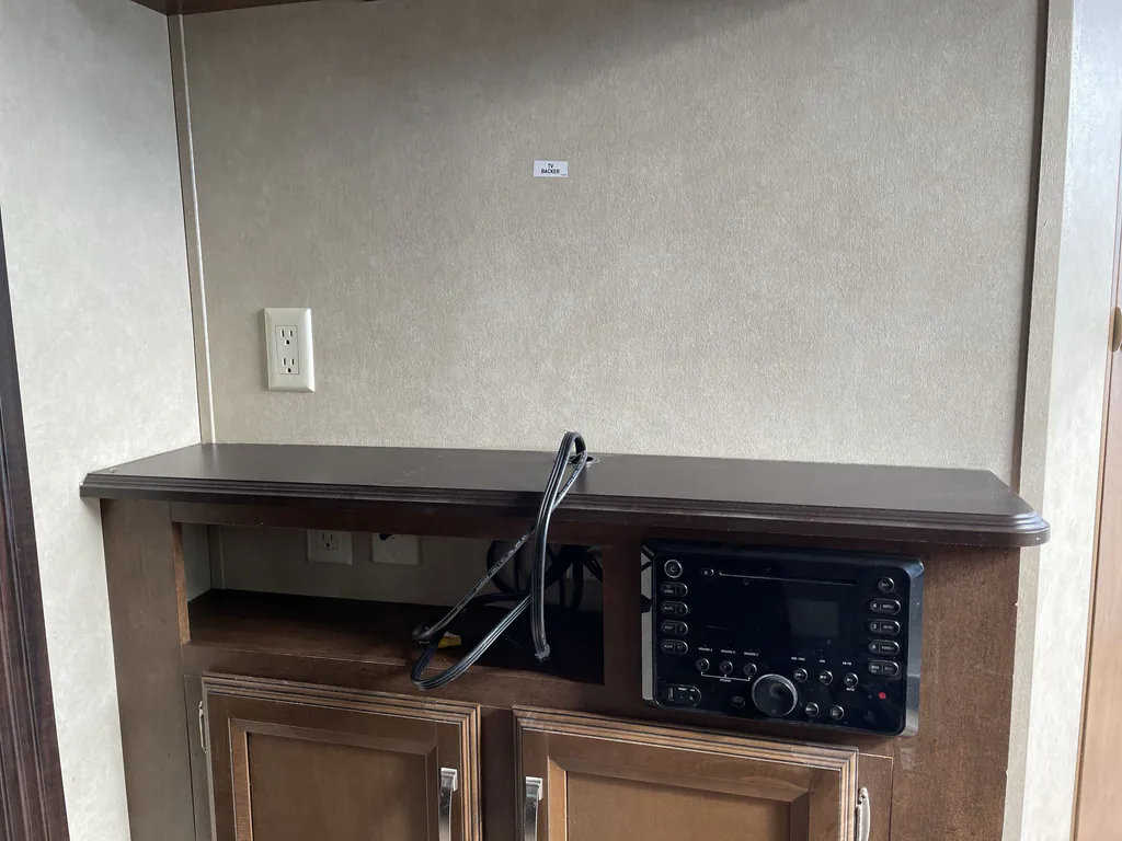 2017 Forest River Salem Villa 4002Q, Photos photo 14
