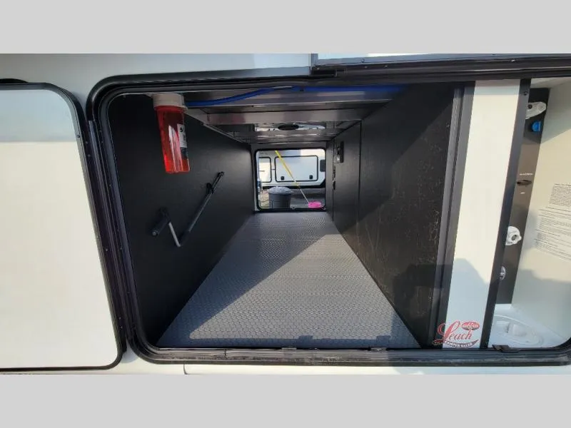 2026 Keystone Montana 3915TB - Photo 4