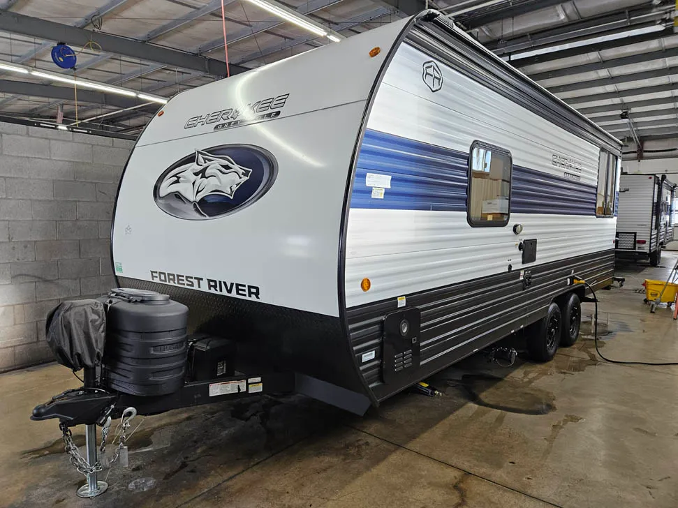 2025 Forest River Cherokee Grey Wolf 20RDSE - Photo 4