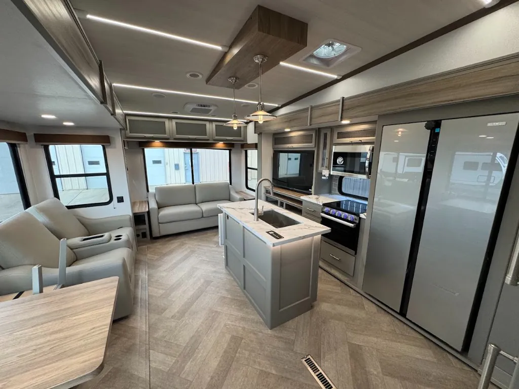 2026 Keystone Sprinter 3590LFT - Photo 3