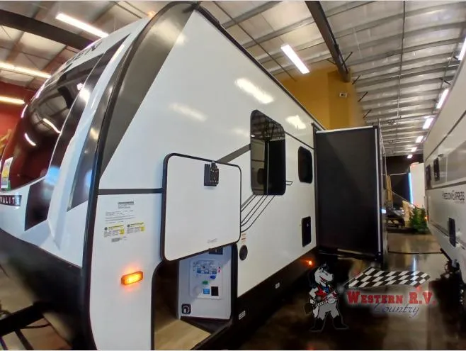 2026 Coachmen Apex Ultra-Lite 242BARV - Photo 4
