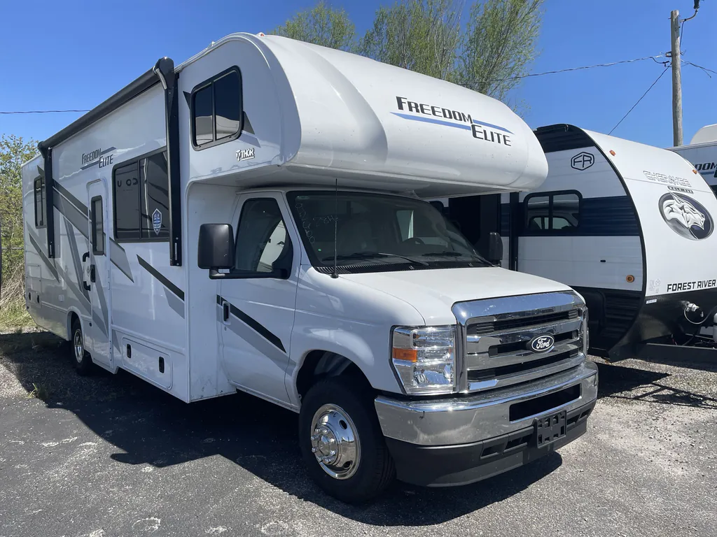 2026 Thor Motor Coach Freedom Elite 28HZ, Photos photo 31