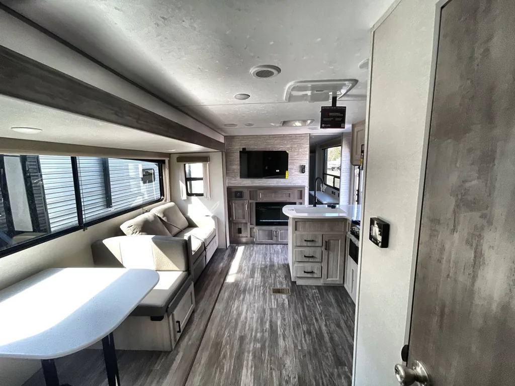 2026 Forest River Aurora 34BHTS 2 QUEEN BEDS, Photos photo 16