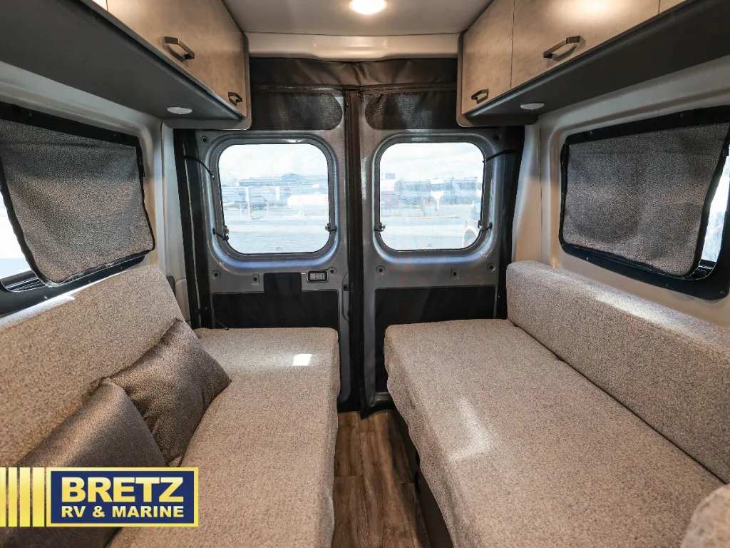 2026 Thor Motor Coach Tellaro 20U, Photos photo 9