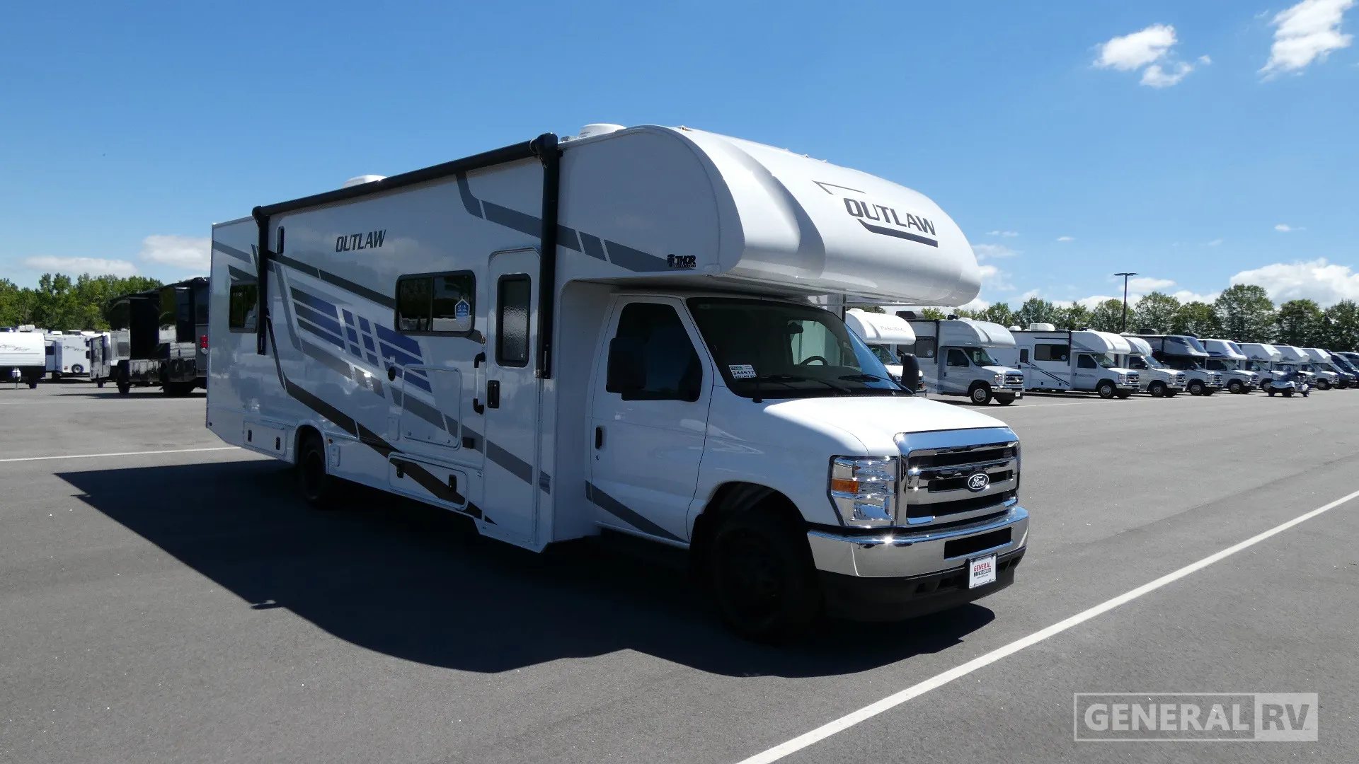 2027 Thor Motor Coach Outlaw 29T - Photo 2
