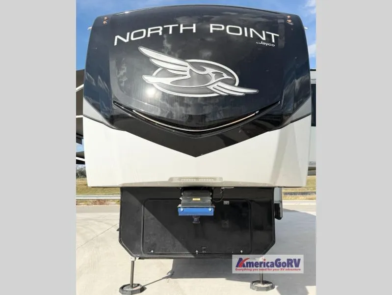2023 Jayco North Point 377RLBH - Photo 4