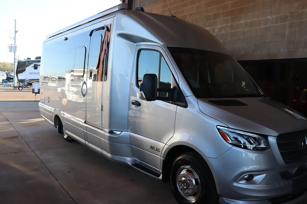 2021 Airstream Atlas Murphy Suite - Photo 2