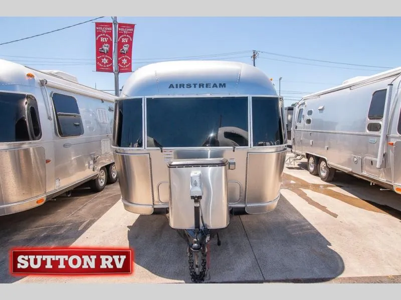 2018 Airstream International 25FB - Photo 3